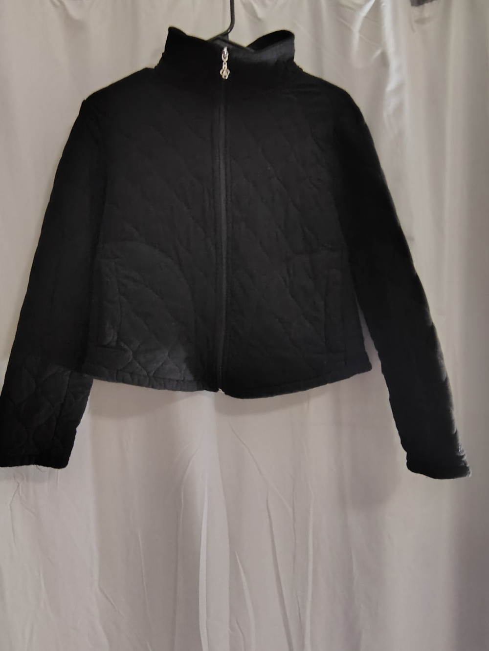 Women's Black Quilted Zip-Front Puffer Jacket